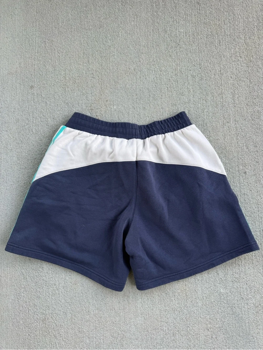 Adidas Originals Superstar CB SST Fleece Shorts Men’s Medium Retro Navy White